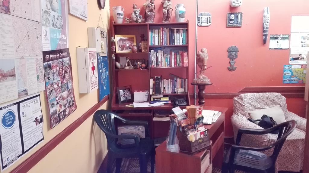Friends House Bed & Breakfast Lima Exterior foto