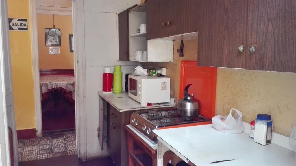 Friends House Bed & Breakfast Lima Exterior foto